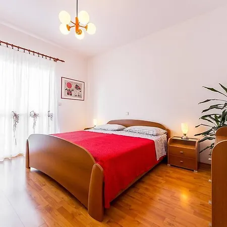 Grzi Apartment Fondole